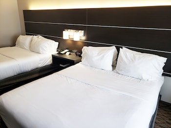 Holiday Inn Express & Suites San Angelo