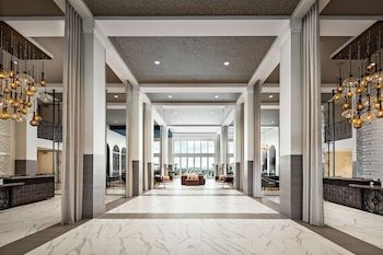 Grand Pacific Palisades Hotel & Resort