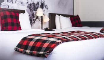 Mountain Modern Motel