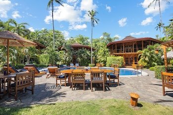 Tambor Tropical Beach Resort