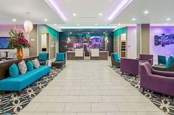 La Quinta Inn & Suites by Wyndham McAllen La Plaza Mall