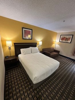 Lexington Inn And Suites