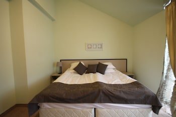 Seven Seasons Hotel And Spa