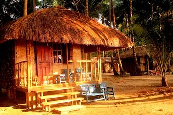 Arkadia Beach Resort by RedDoorz