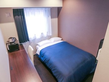 Hotel Livemax Yokohama Kannai Ekimae