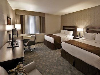 DoubleTree by Hilton Hotel Lawrenceburg