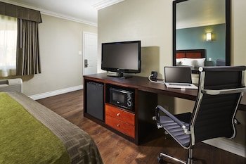 American Inn Downey