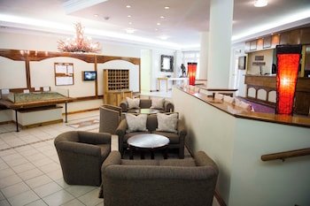Cathedral Peak Hotel