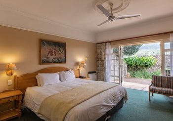 Cathedral Peak Hotel