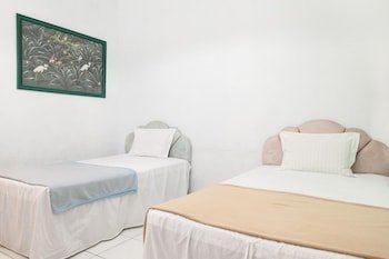 Urbanview Hotel Near Jatim Park 1 by RedDoorz