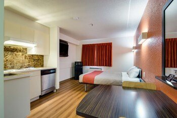 Motel 6 Kerrobert Sk