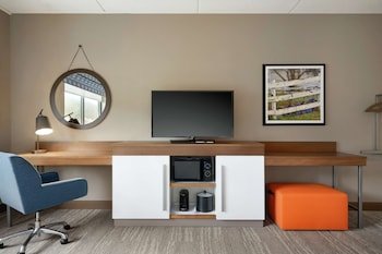 Hampton Inn & Suites Ephrata / Mountain Springs