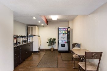 Red Roof Inn Grand Rapids