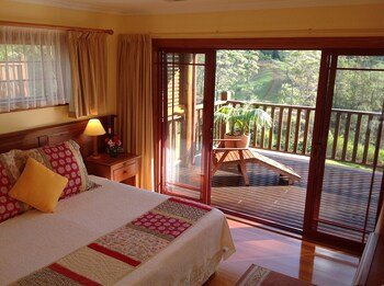 Jacaranda Park Holiday Cottage