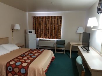 Simple Rewards Inn