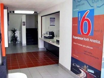 Motel 6 South Haven
