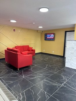 Super 8 by Wyndham Vandalia/Dayton International Airport