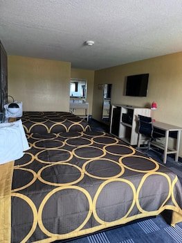 Super 8 by Wyndham Vandalia/Dayton International Airport