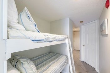 Royal Palms Condominiums