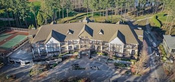 Fairways Hotel On The Mountain