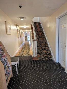 Clarem Happy Days Inn