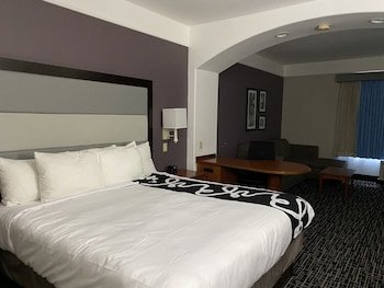 La Quinta Inn & Suites by Wyndham Houston Rosenberg