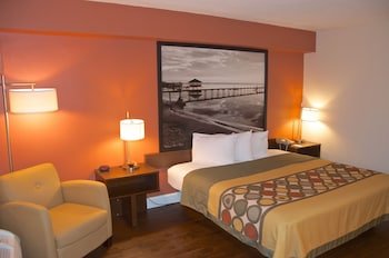 Super 8 by Wyndham Orlando International Drive