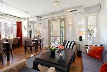 Maude's Hotel Enskede