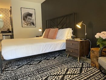Wimberley Inn
