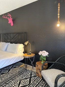 Wimberley Inn