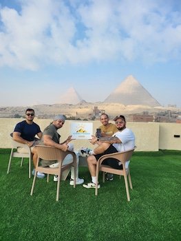 Alibaba Pyramids Boutique