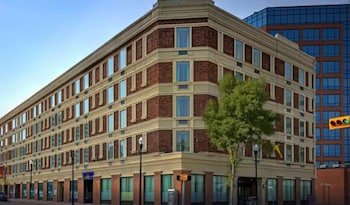 Holiday Inn Express Suites Regina