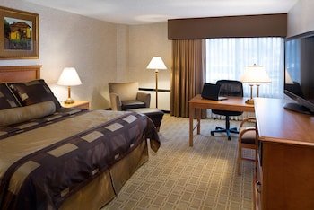 Bismarck Hotel and Conference Center