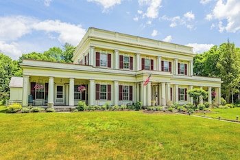 Arlington Inn