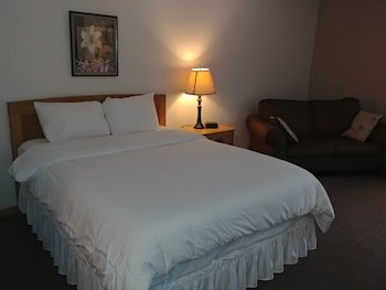 Brook Pointe Inn