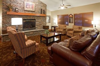 AmericInn by Wyndham Thief River Falls