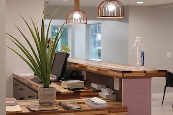 Arya Inn & Suites by Irving Convention Center at Las Colinas