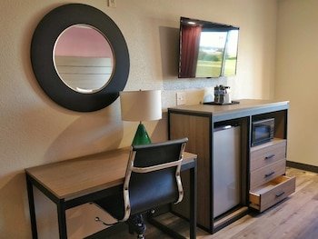 Arya Inn & Suites by Irving Convention Center at Las Colinas