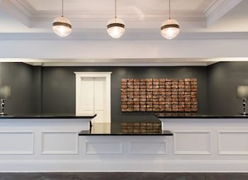 Holiday Inn French Quarter-Chateau LeMoyne