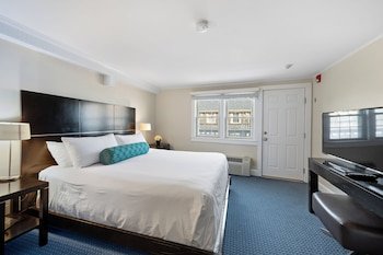 The Heights Hotel