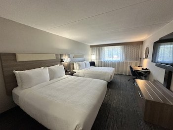 Comfort Inn & Suites Downtown Tacoma