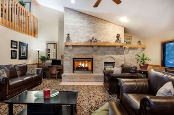 AmericInn by Wyndham Tomah