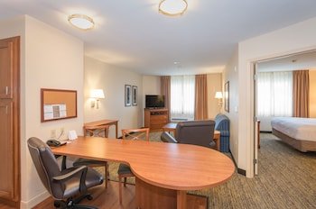 Candlewood Suites MOBILE-DOWNTOWN
