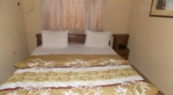 Samelot Hotel