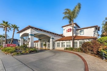 Best Western Plus Capitola By-the-Sea Inn & Suites