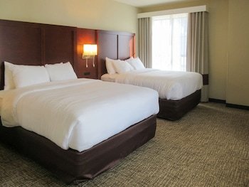 Comfort Suites