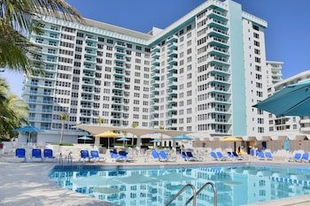 Seacoast Suites