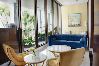 Seacoast Suites