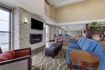 Comfort Suites & Conference Center
