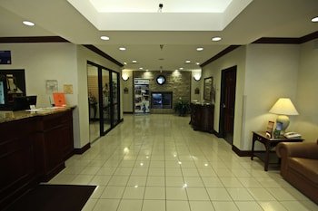 Crown Pointe Lodge, BW Signature Collection